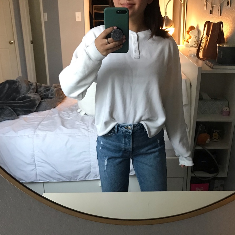 Brandy Melville fleece pullover - Picture 5 of 7